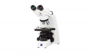 Zeiss Primostar 3 aufrechtes Mikroskop Frontseite